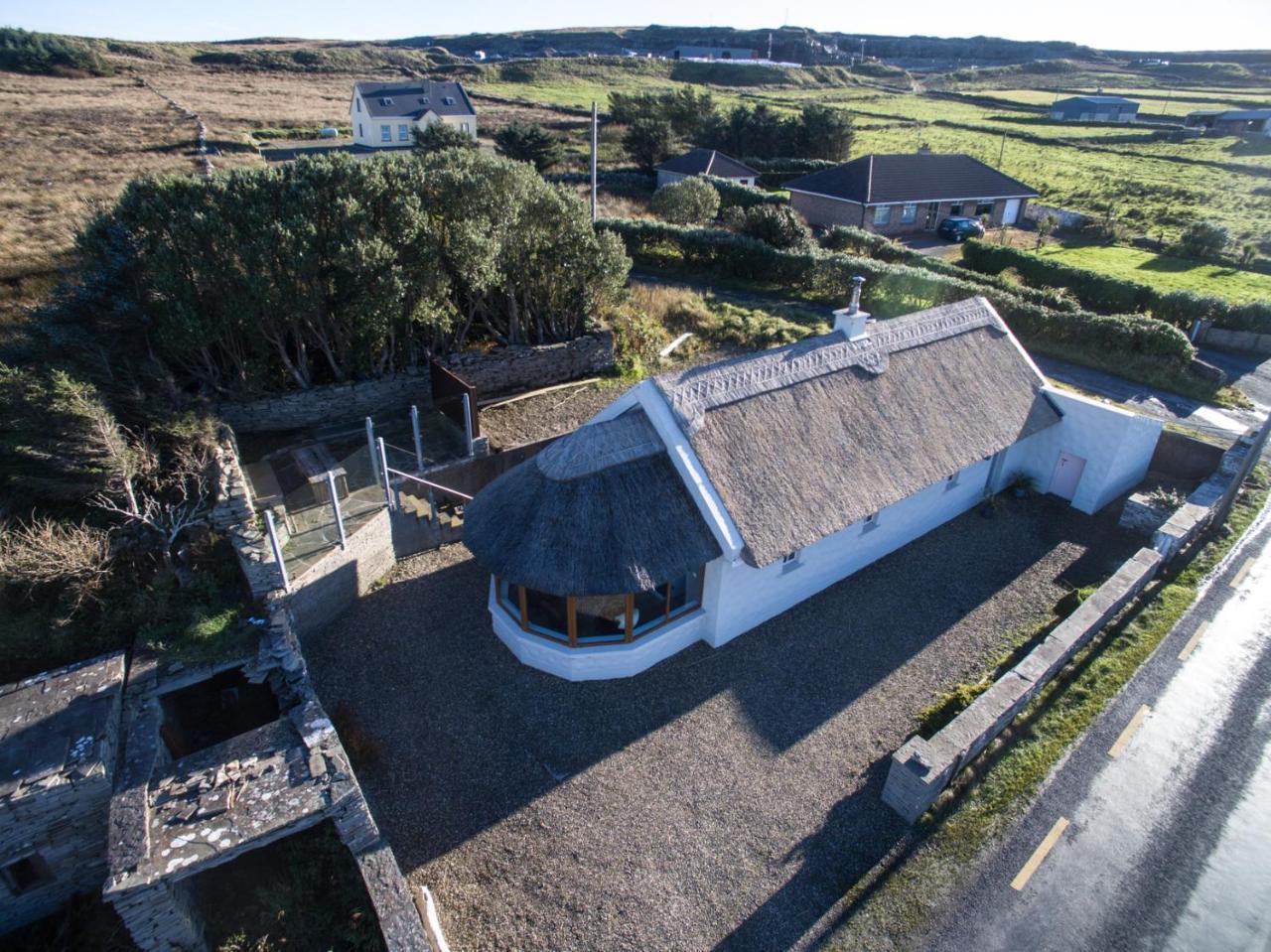 Storytellers Cottage Ballycotteen Kültér fotó